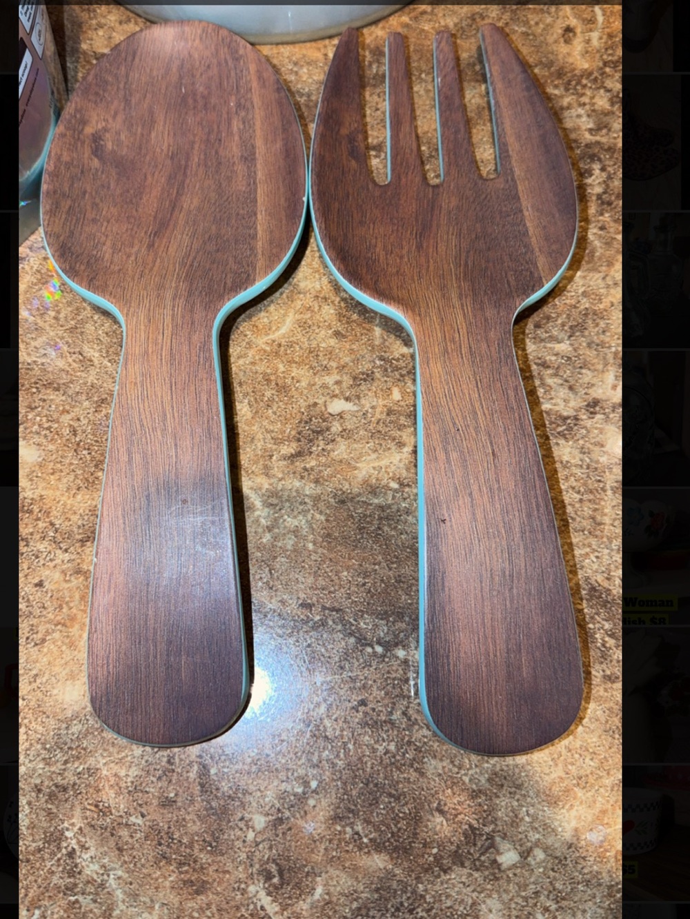 Wood Grain Salad Server Wall Decor - Brown with Light Blue Edge
